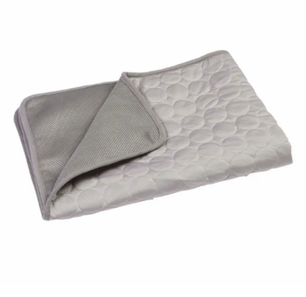 Dog Cooling Mat Self-Cooling Mat for Pets Ice Silk Cool Pet Pad Ice Pads Cooling Mat for Dogs and Cats in Hot in Summer, Self-Cooling Cold Gel Pad, Cold Dog Mat