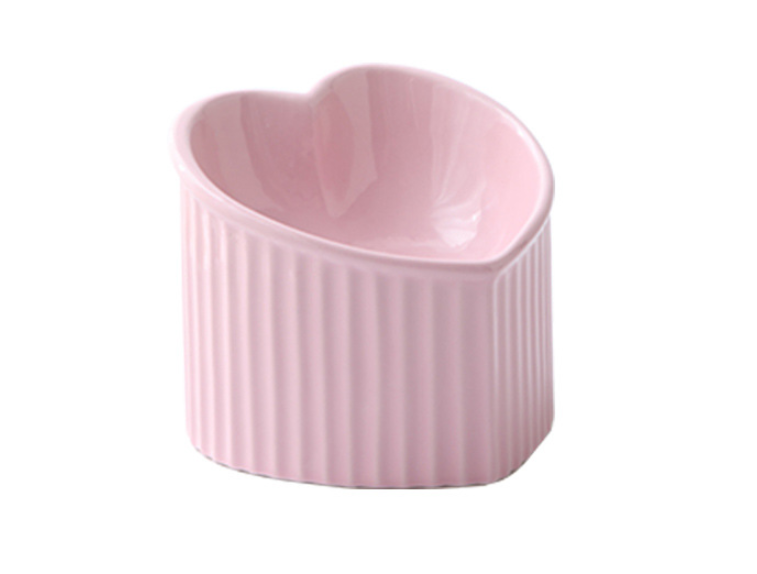 Elevated Ceramic Heart Shaped Raised Pet Bowl with Slanted Design for Cats